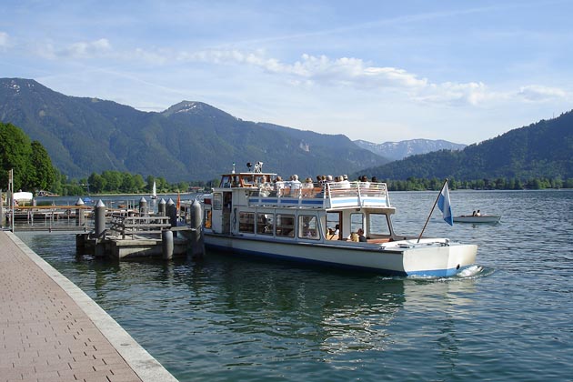 Tegernsee, Tegernsee-Rathaus - 2009-05-21